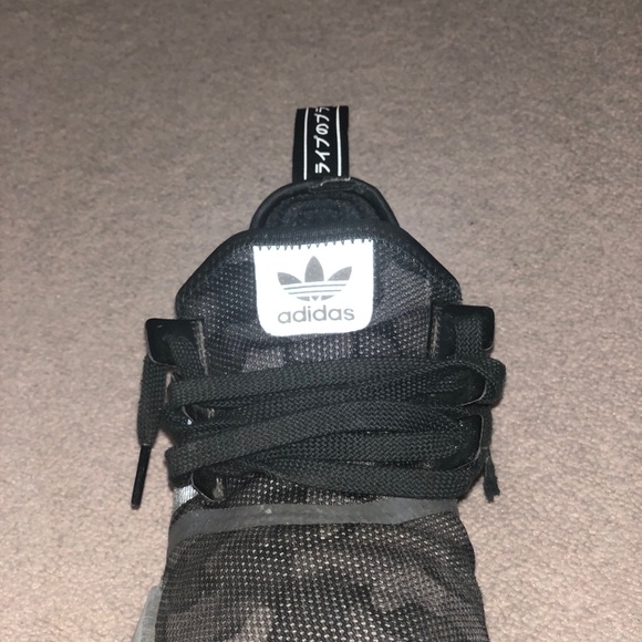 Adidas NMD R1 CBLACK - Picture 5 of 6